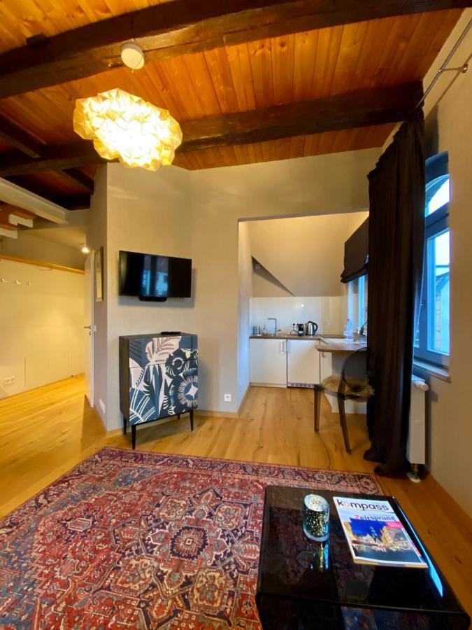 Apartmenthaus Am Dom Maisonette Mit Parkplatz Zwickau Ngoại thất bức ảnh