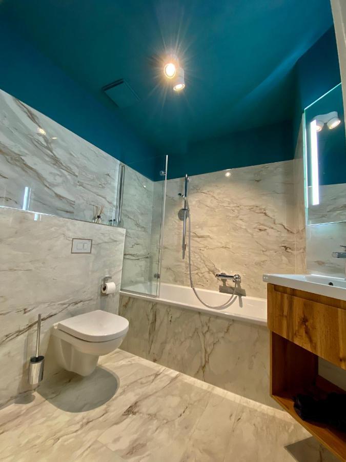 Apartmenthaus Am Dom Maisonette Mit Parkplatz Zwickau Ngoại thất bức ảnh